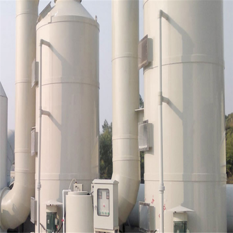 化工容器設備(bei)行業|博鷗塑料(liào)開料機